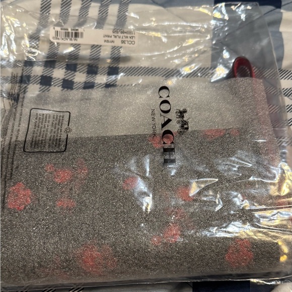 Coach genuine pebbled leather Black,Red Floral zip around Wallet gold pin mount - Picture 9 of 15